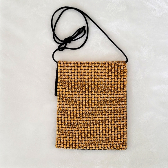 Classic Style Embroidery Small Shoulder Bag - Picture 4 of 5